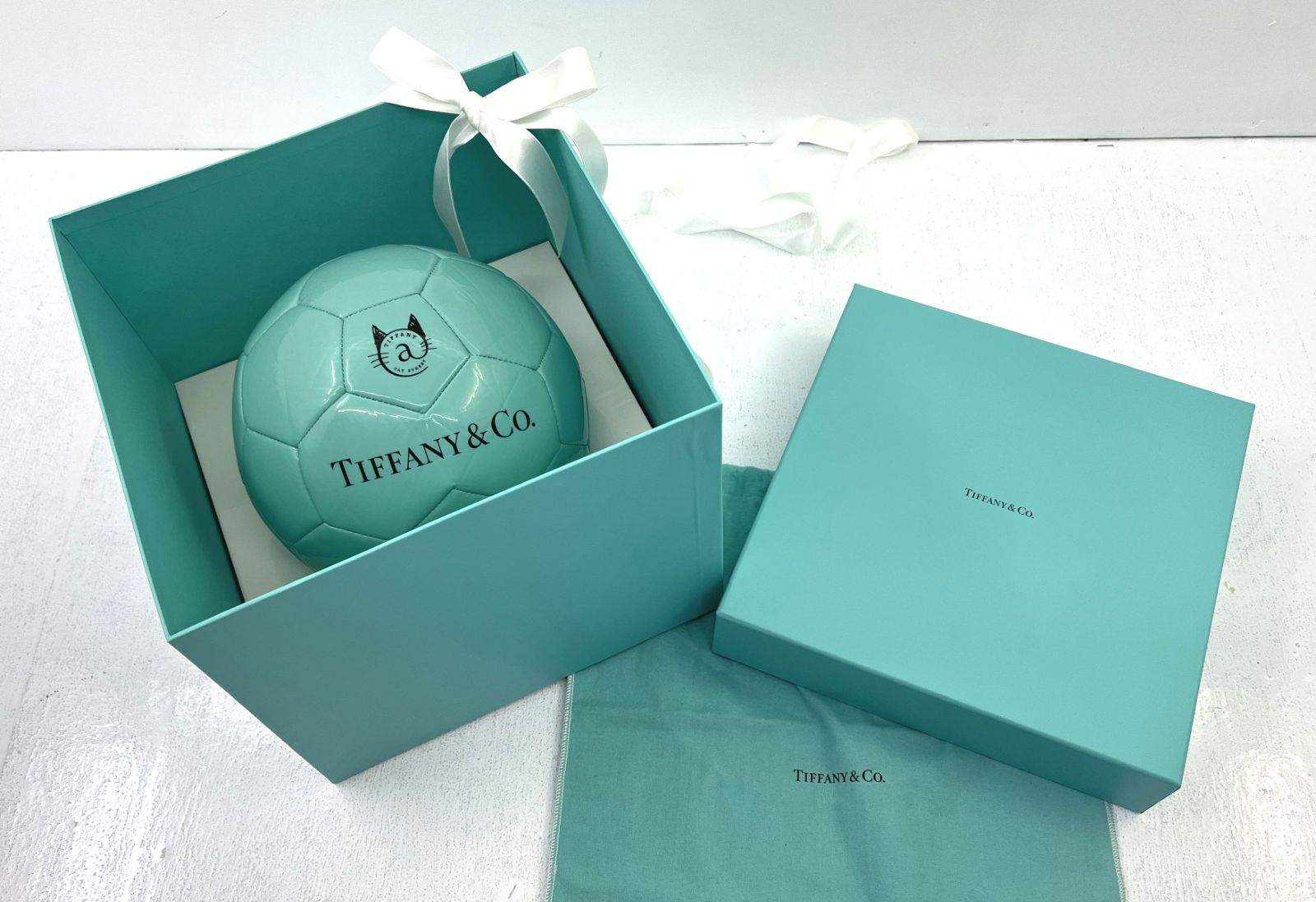 【盛岡85-0001】【併売】 TIFFANY&Co ティファニー × SPALDING スポルティング サッカーボール ５号 希少【中古/80】