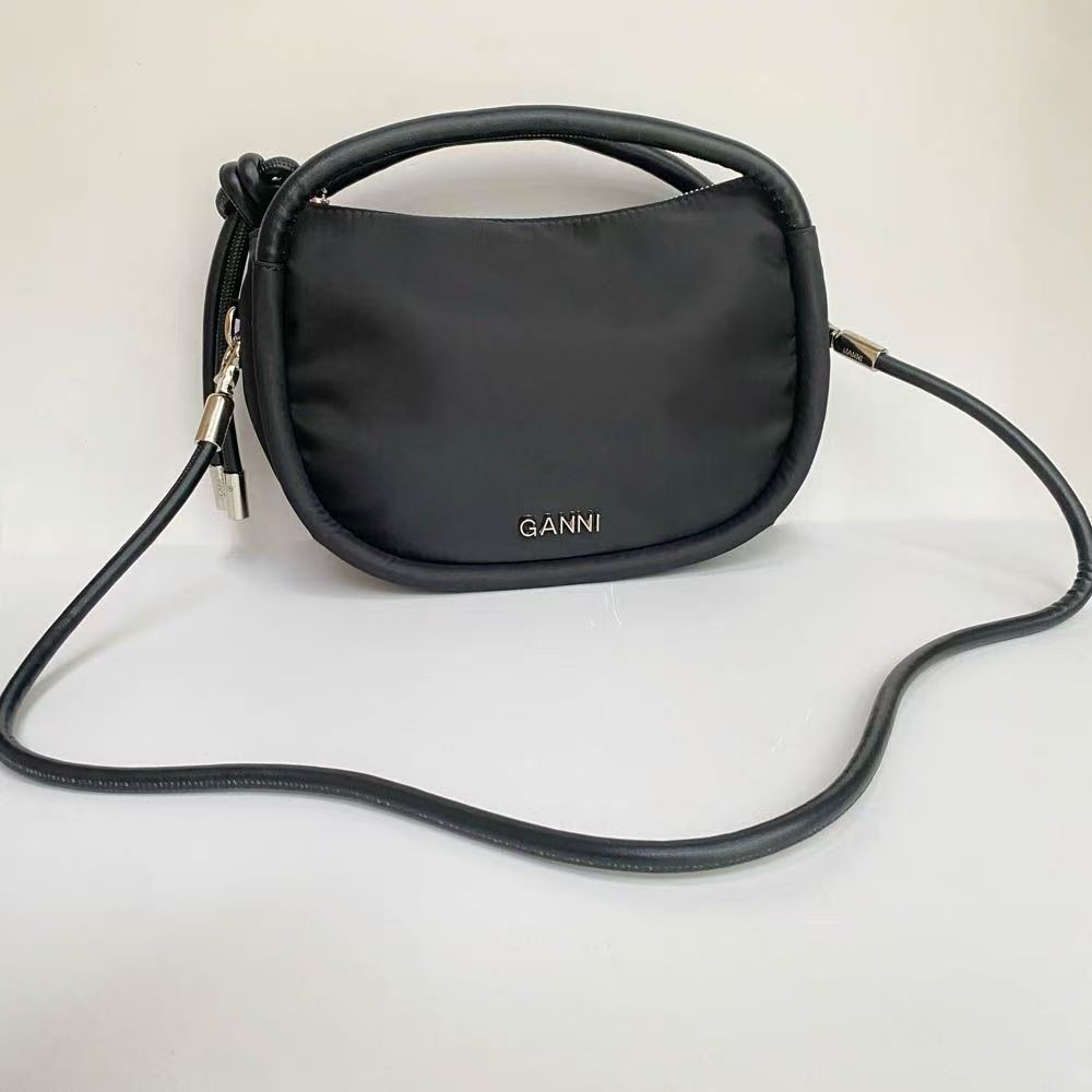 GANNI ガニー ショルダーバッグ/FESTIVAL BAG レディース | レディース・アイテム一覧,バッグ | モダンブルー