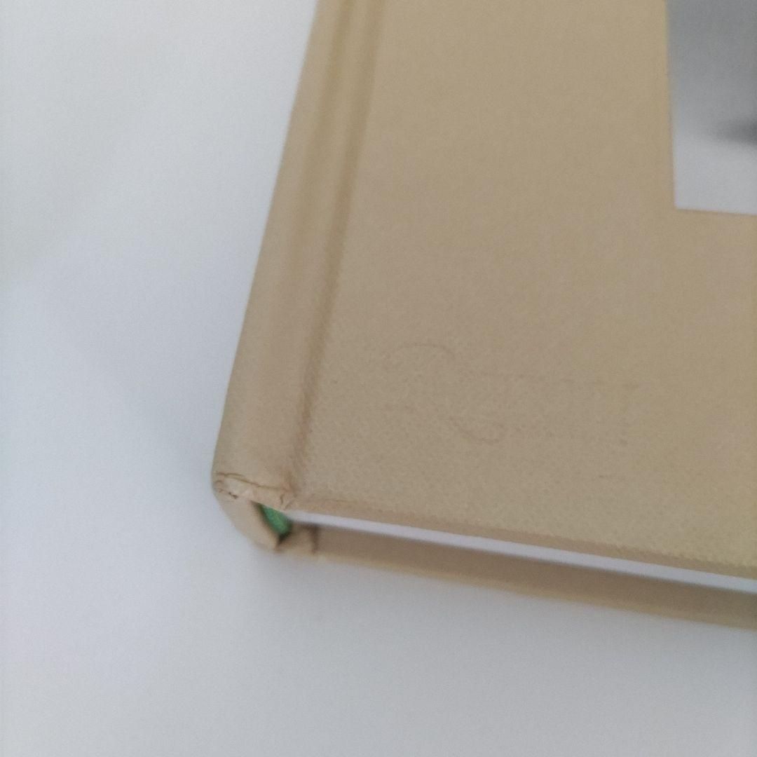 Hussein Chalayan フセイン・チャラヤン 作品集 - メルカリ