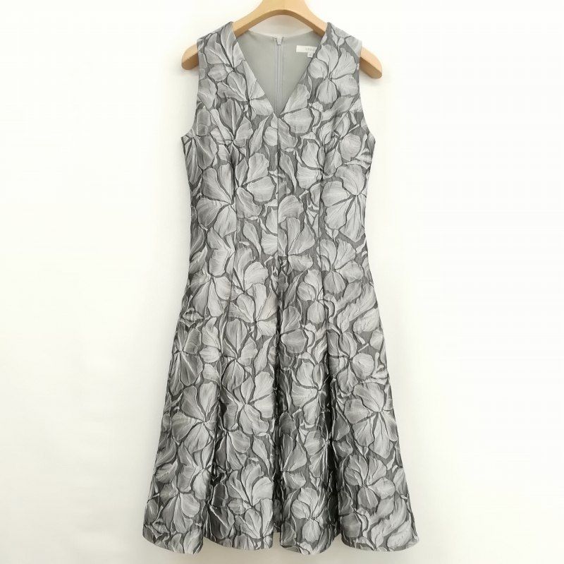 【新品】グレースコンチネンタル ドットジャガードノースリーブワンピース ドットジャガードノースリーブワンピース / GRACE CONTINENTAL