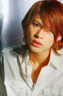 KAT-TUN 上田竜也 ポスター レア 中古】ポスター(男性) ポスター 上田竜也 NEWバージョン 「TOUR 2007