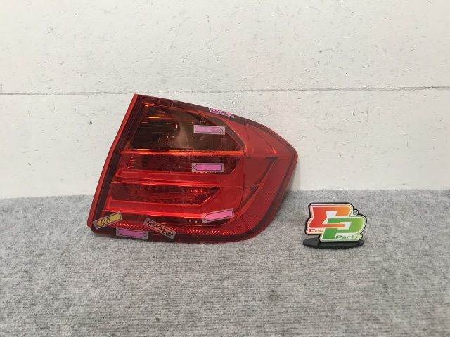 3シリーズ F30 純正 前期 右 テールランプ/ライト/レンズ LED MOBIS 6321 7372784-01/183611-12 BMW(138584)