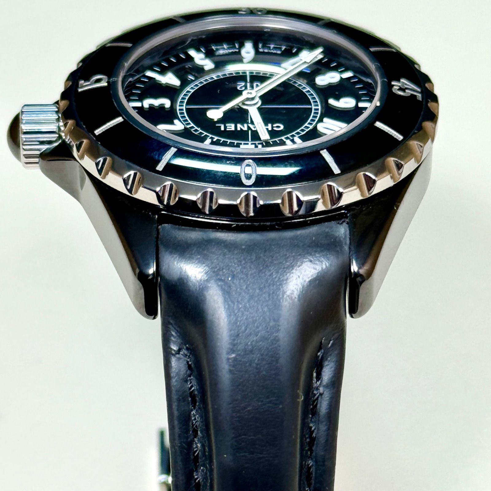 【美品】激安出品 シャネル CHANEL H0680 J12 D.X.12975 ブラックセラミック クォーツ 腕時計