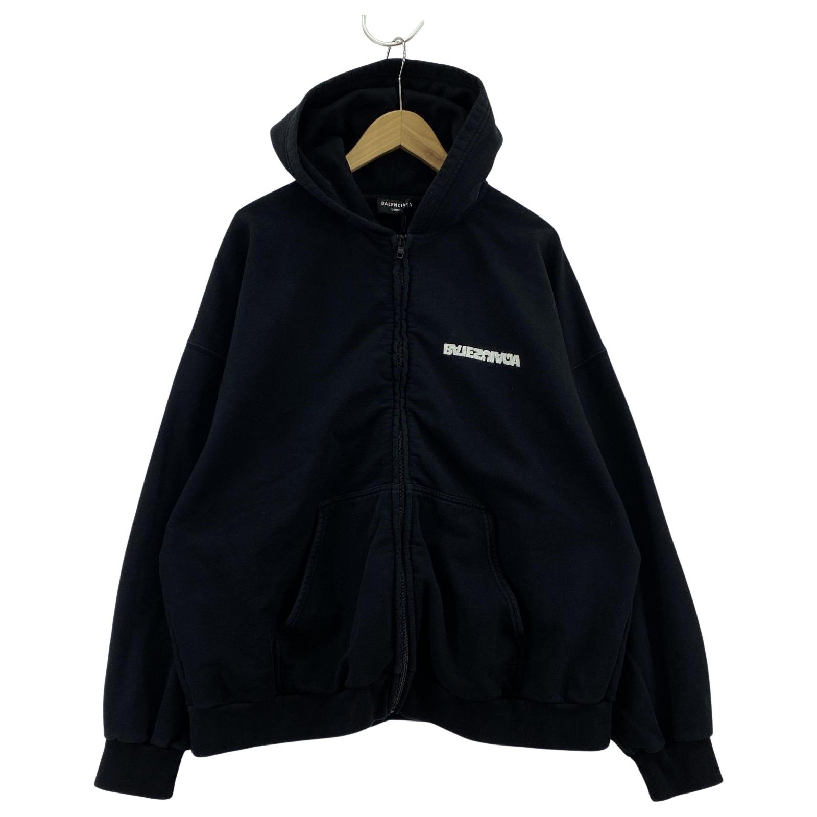 BALENCIAGA unisex ターンワイドフィット ジップアップパーカー