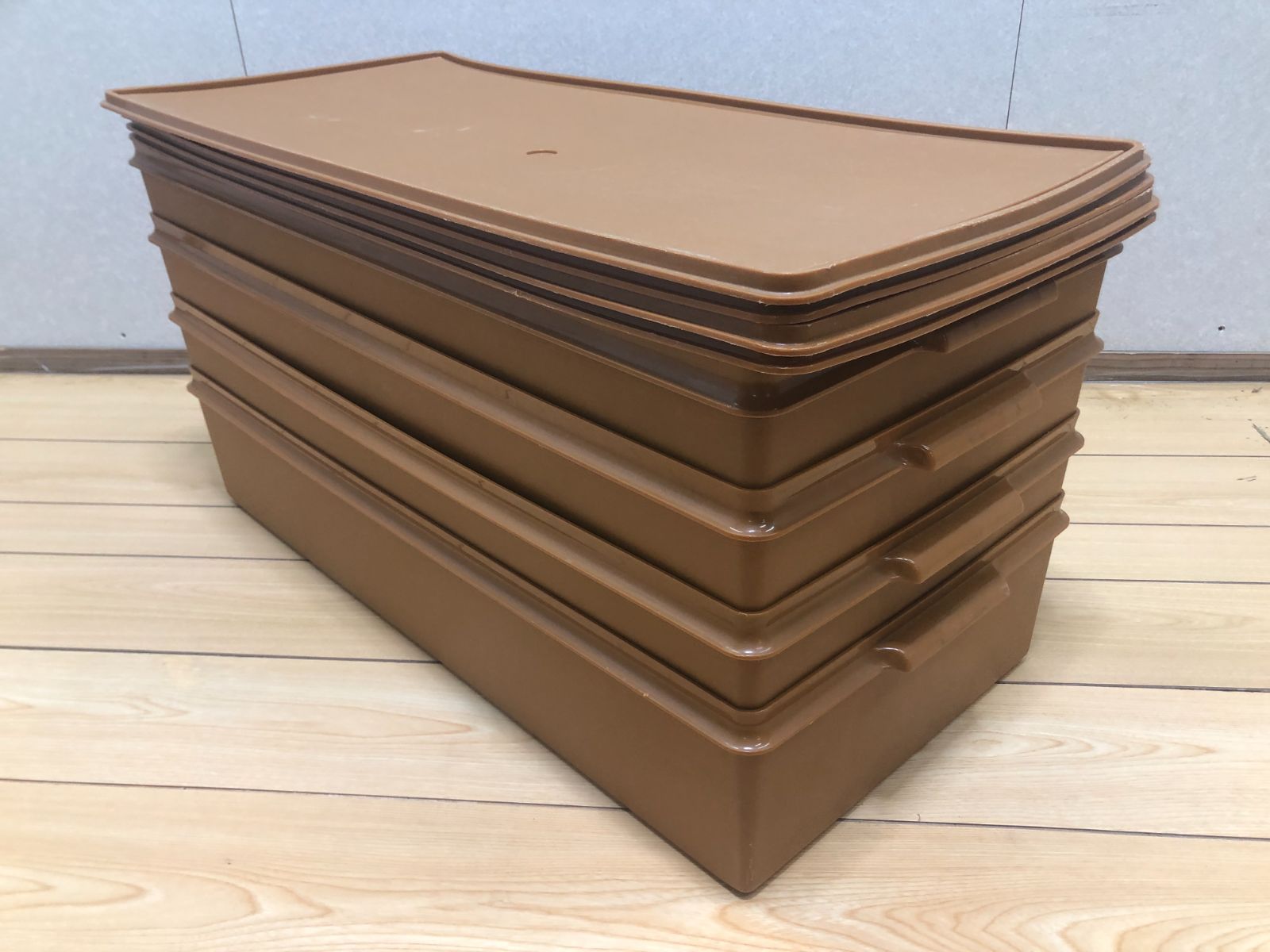 TUPPERWARE タッパーウェア スーパーケース ブラウン 75027-2- TUPPERWARE タッパーウェア スーパーケース ブラウン 75027-2