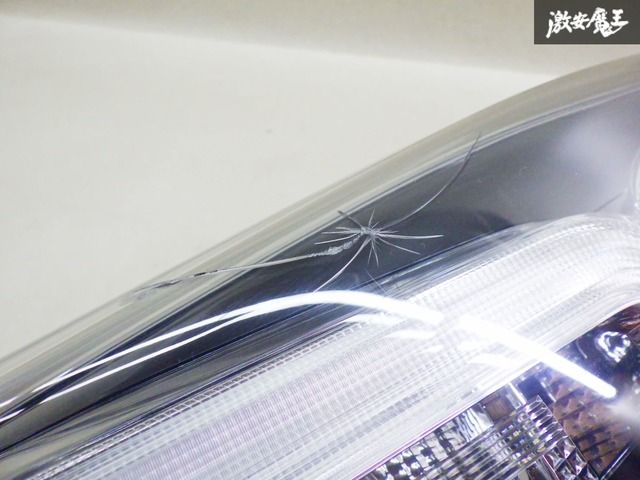 点灯OK！】ダイハツ純正 LA650S LA660S タントカスタム LED テール