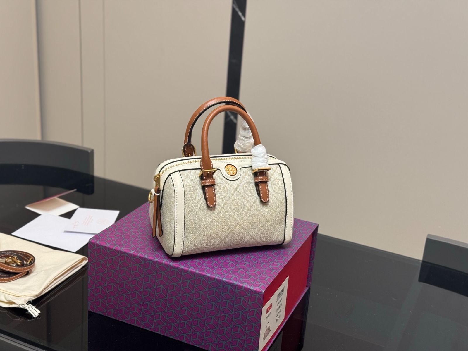 今日 Tory Burch Pillow Bag トーリー バーチ ピロー バッグ-MM輸入2