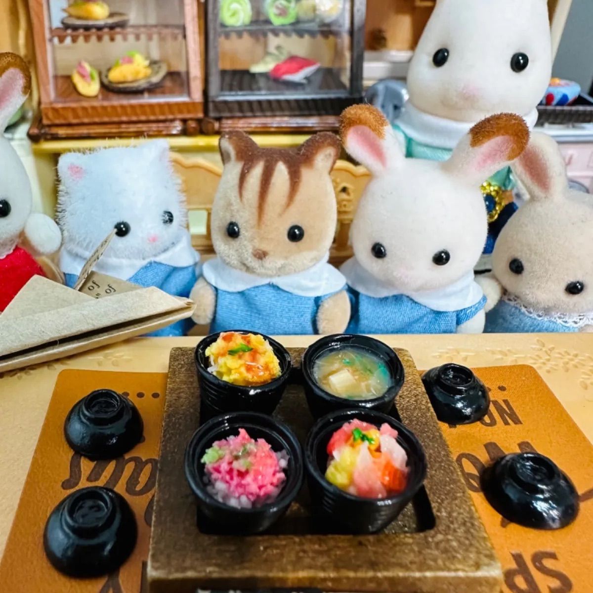 【ミニチュアフード】シルバニア◇オーダー ✭＼＼大人気／／✭ミニチュアフード□パンセット（ベージュ