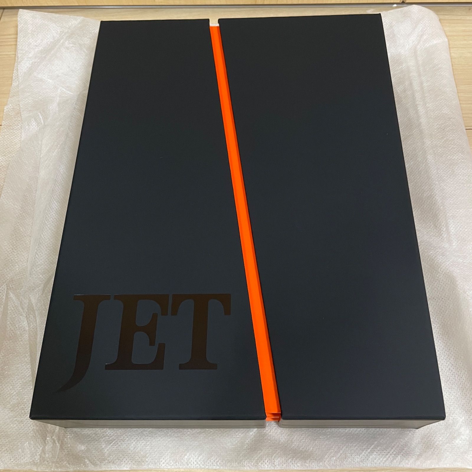 BLEACH artbook JET 輸送箱付き イラスト集 Amazon.com: BLEACHイラスト集 JET (愛蔵版コミックス