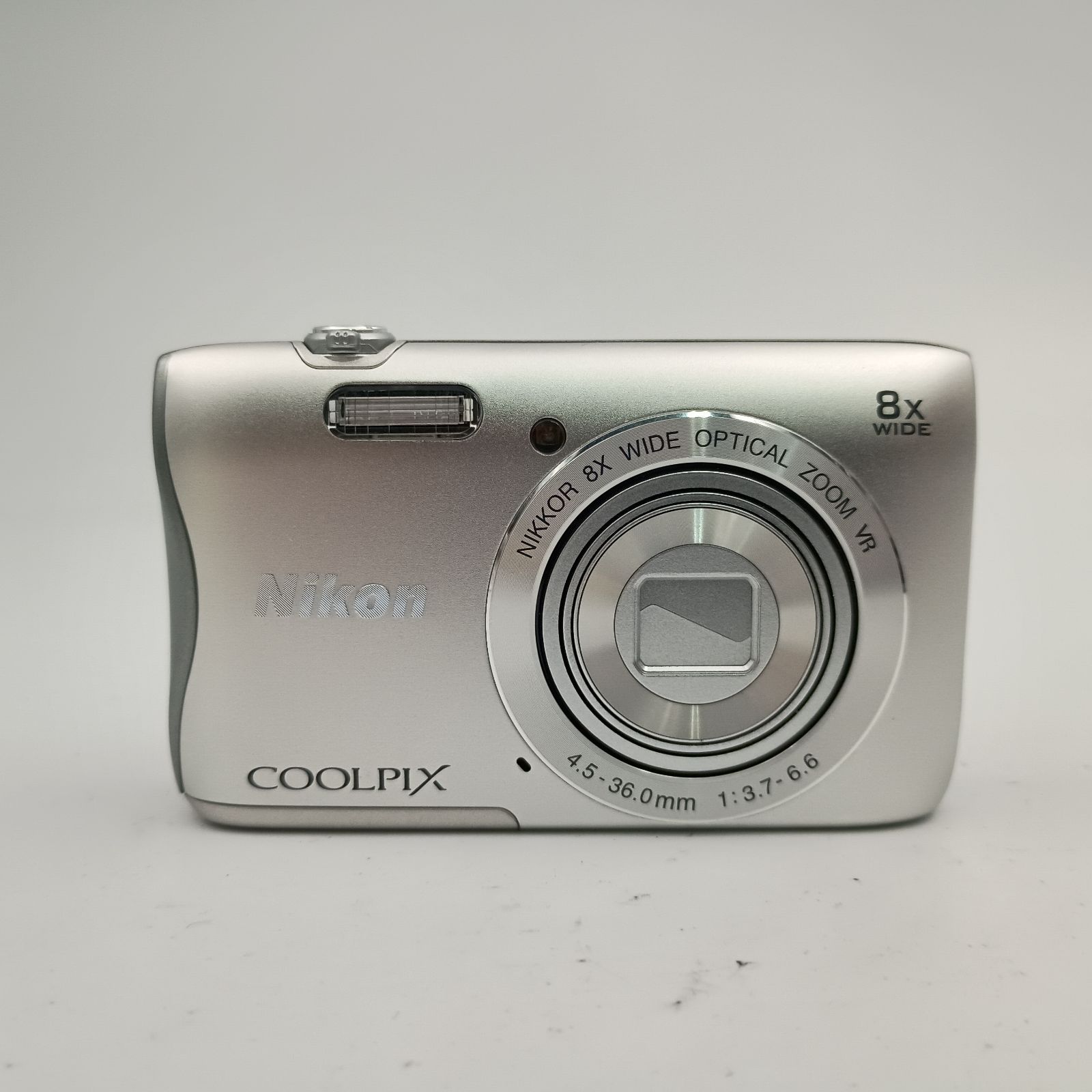 Nikon COOLPIX S3700 コンパクトデジタルカメラ シルバー Amazon | Nikon デジタルカメラ COOLPIX S3700 シルバー 光学8倍