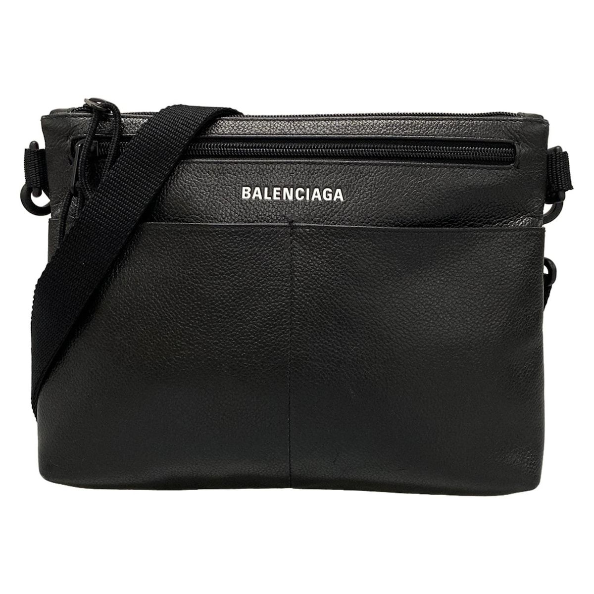 BALENCIAGA ブラックレザー ショルダーバッグ　クロスボディ BALENCIAGA(バレンシアガ) ショルダーバッグ クロスボディ フラット
