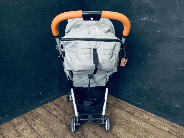 グレーxブラック