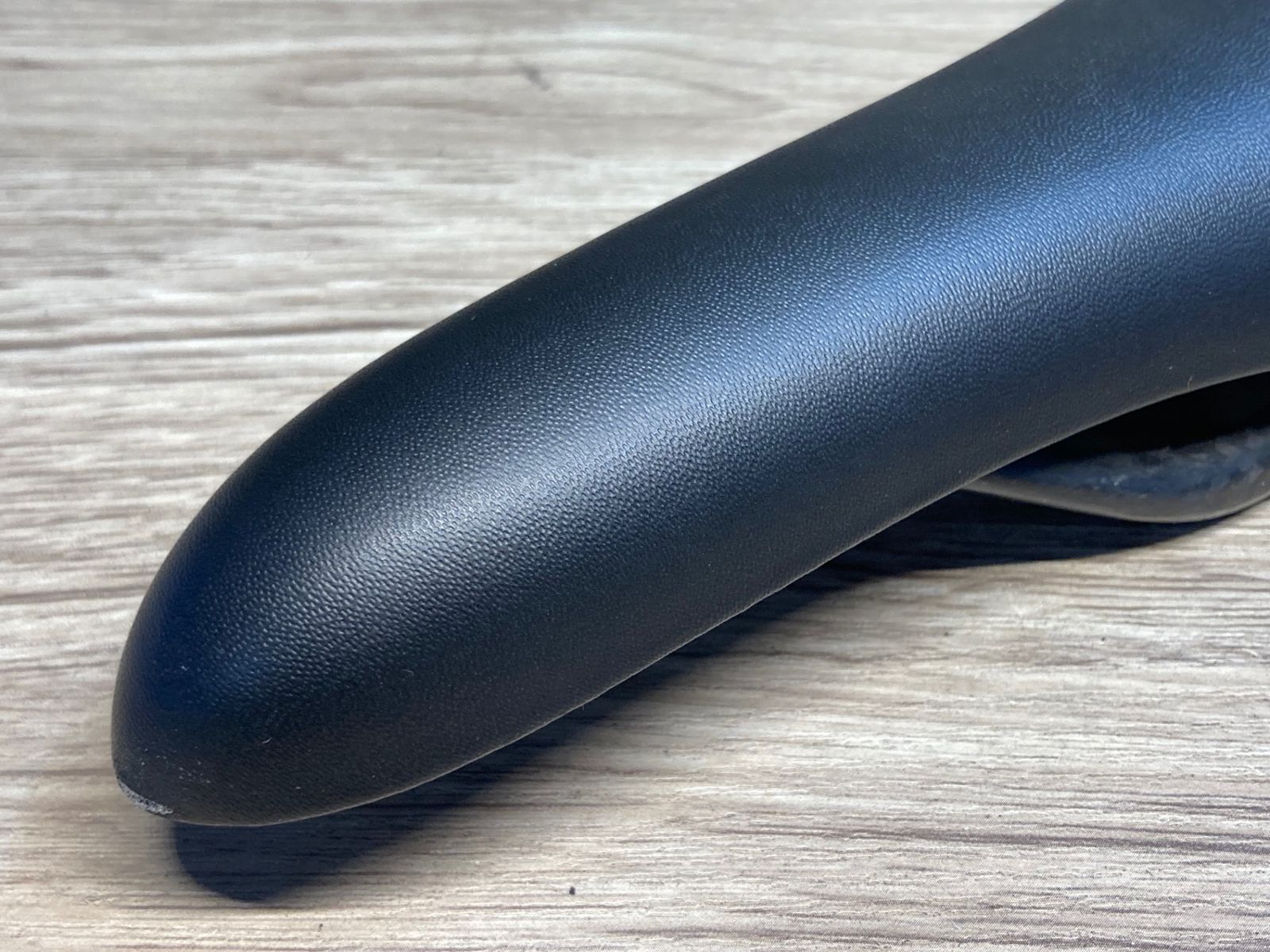 フィジーク fizik