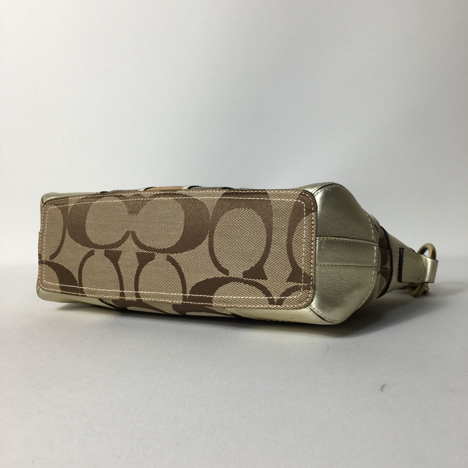 2505-173｜美品｜コーチ シグネチャー ショルダーバッグ ゴールド 2505-173｜美品｜コーチ シグネチャー ショルダーバッグ ゴールド