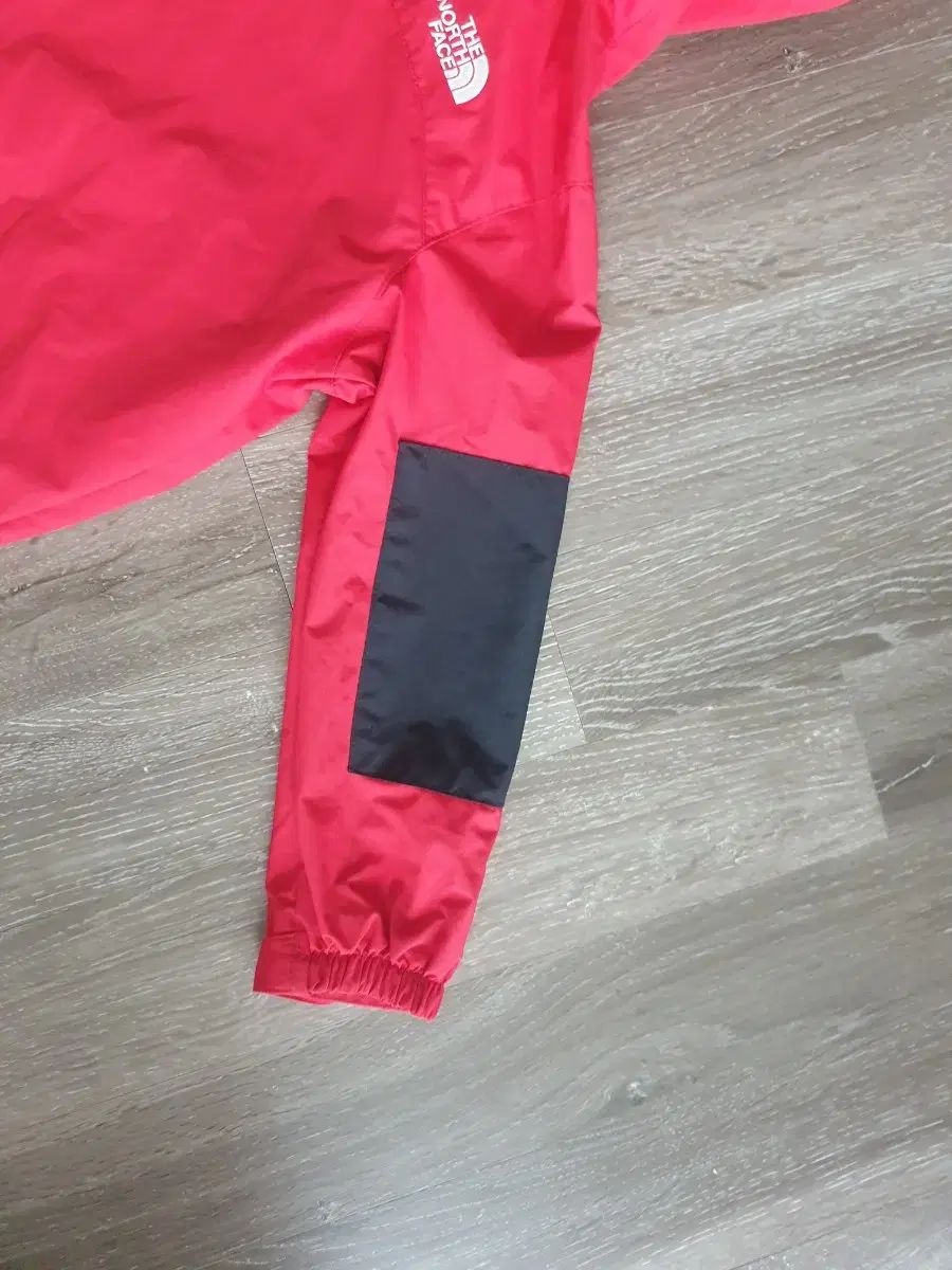 ノースフェイス キッズ　ウィンドブレーカー　ジャンパー　韓国　120　総柄 130 THE NORTH FACE(ザノースフェイス) キッズ ウィンド