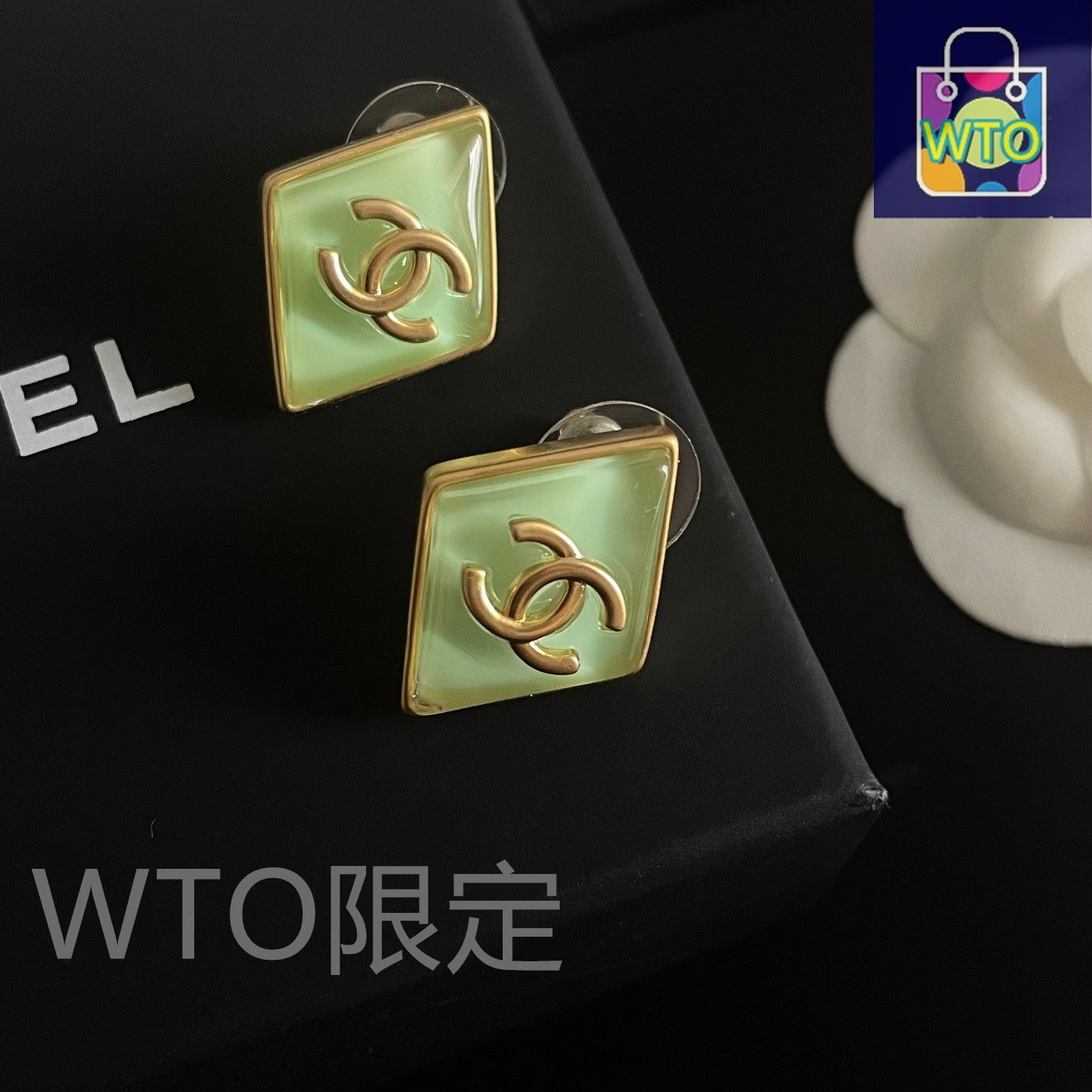 CHANEL ピアス ♡ シンプルなCCロゴ♡CHANEL シャネル ピアス (CHANEL/ピアス