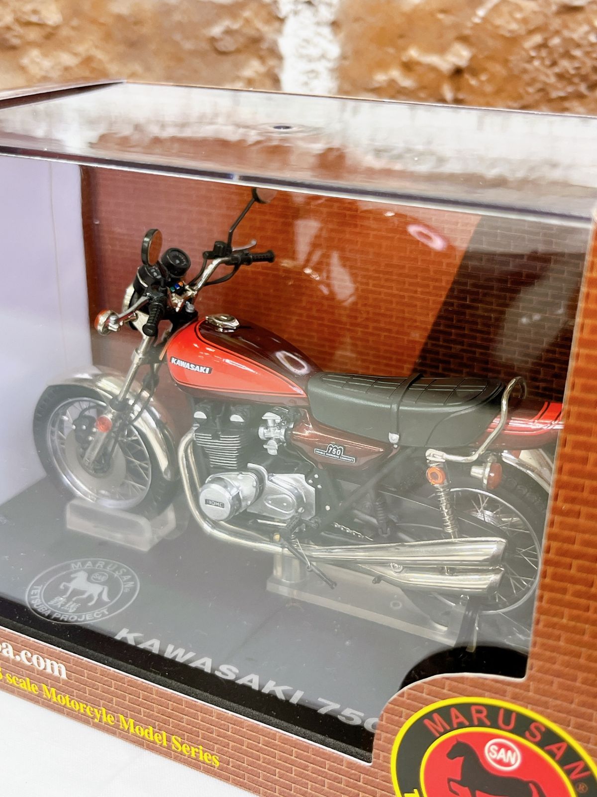 KAWASAKI 750RS 1/18スケールキャンディブラウン 旧車　ガレージ 楽天市場】【中古品】1/6 AUTOart KAWASAKI 750RS(Z2
