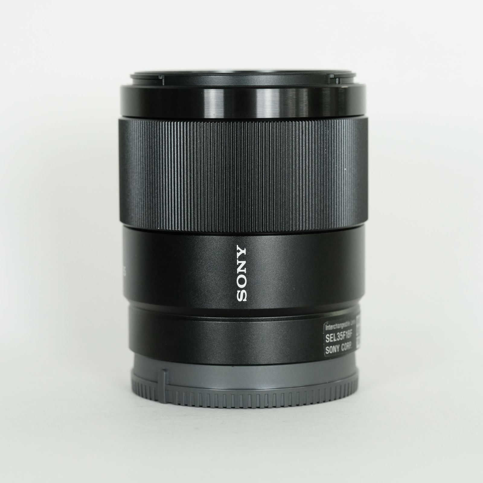 美品] SONY FE 35mm F1.8 SEL35F18F / ソニーEマウント - メルカリ
