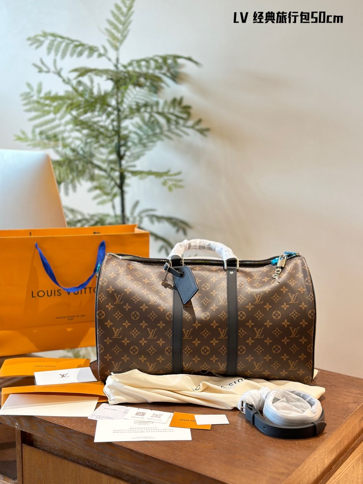 今日 Louis Vuitton ルイ ヴィトン Keepall モノグラム トラベルバッグ 価格