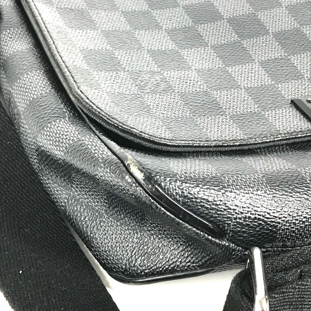 LOUIS VUITTON ルイヴィトン ショルダーバッグ ディストリクトPM   N41260 ダミエグラフィットキャンバス