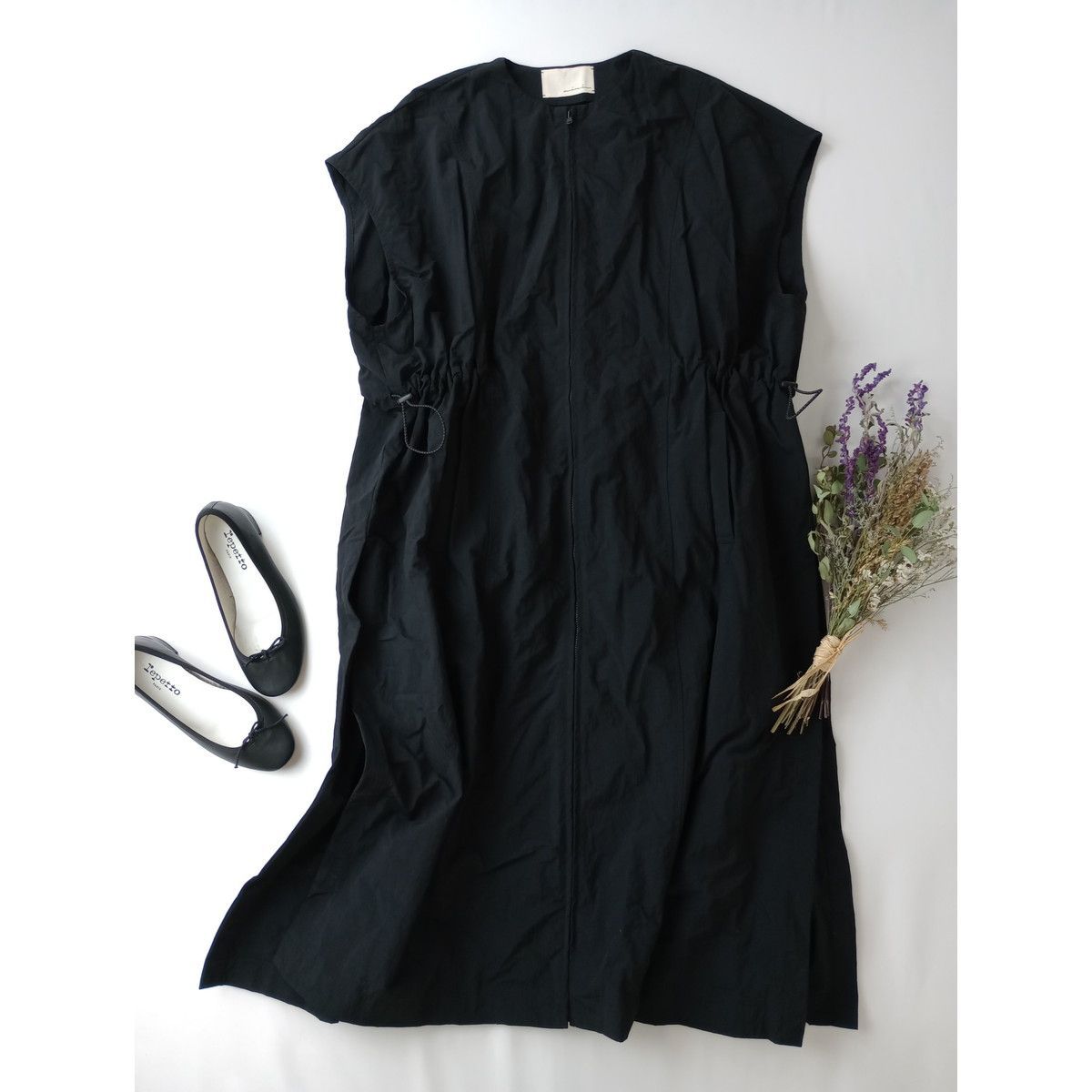 aere アエレ no sleeve nylon coat ノースリーブコート aere アエレno sleeve nylon coat ナイロンコート黒