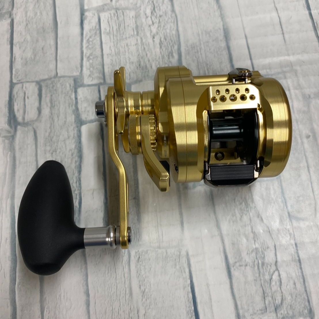 SHIMANO - オシアコンクエスト301PG 中古 シマノ 18オシアコンクエストCT301PG 左ハンドル 『糸を同時購入