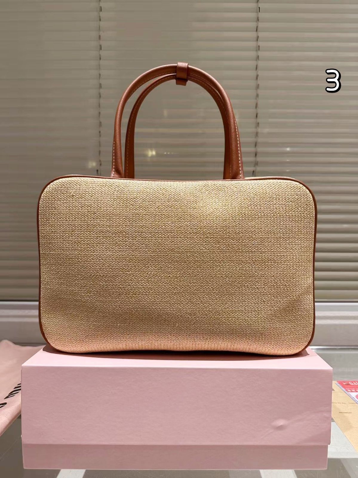 今日特価】Miu Miu Bowling Briefcase ミュウミュウ ボーリング