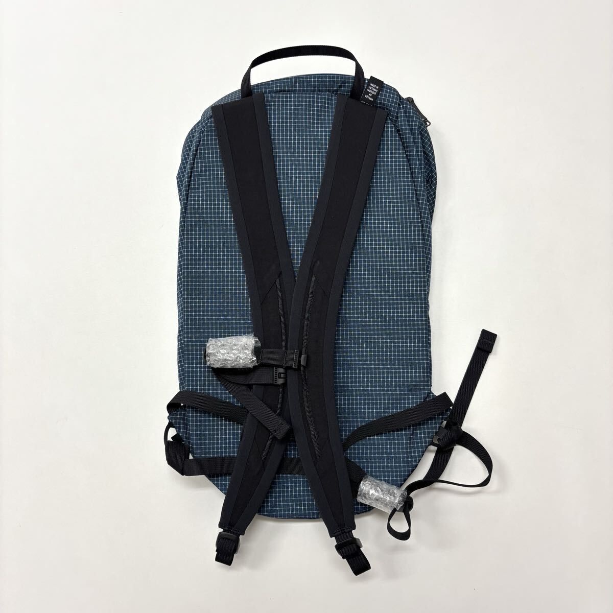 コンシール15 ナイトスケープ konseal nightscape 新品未開封 新品・未開封・正規品】アークテリクス コンシール15 Nightscape