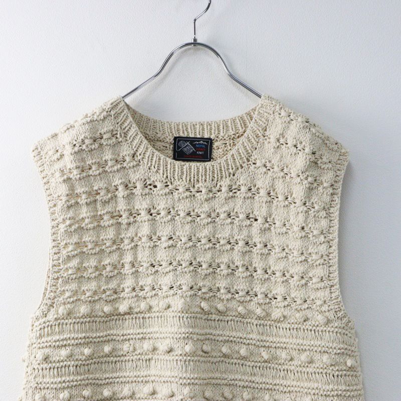 ハグオーワー コットンポップコーン柄 ハンドニットベスト