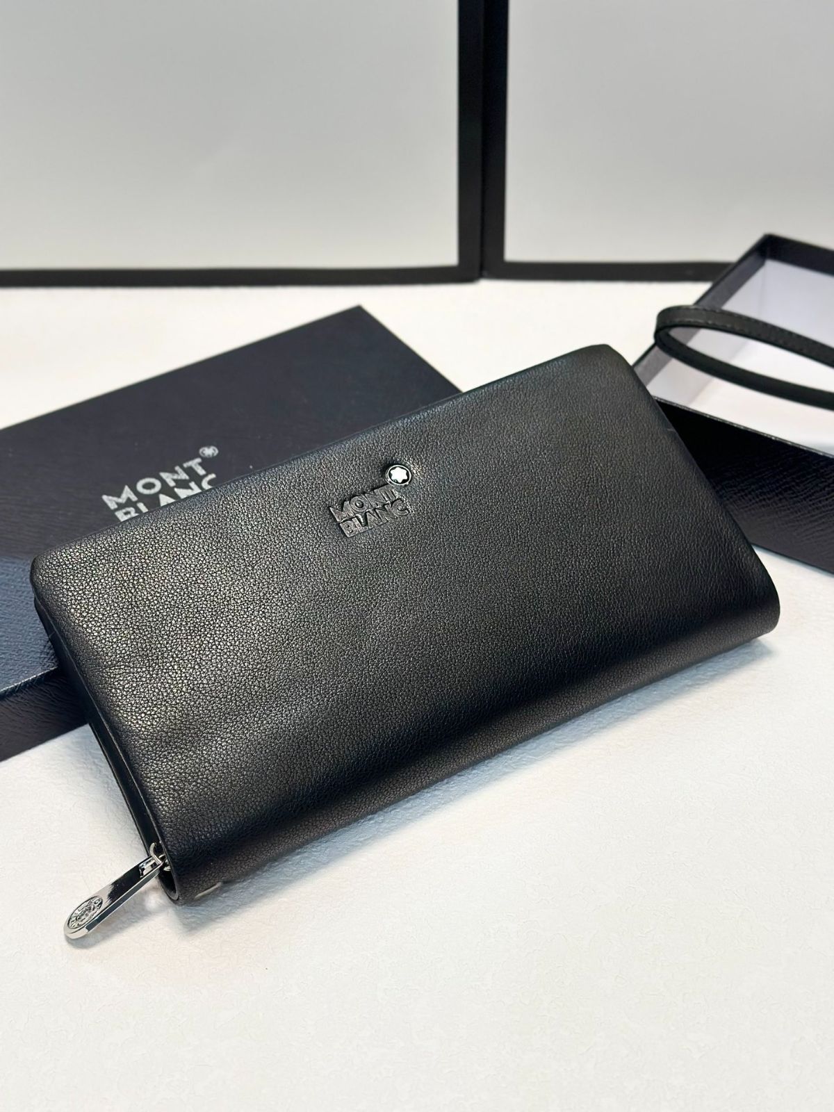 本日限定特価】モンブラン メンズ レザー ハンドバッグ 21×10cm