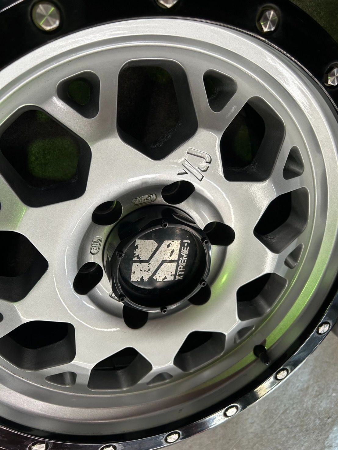 MLJ XTREME-J XJ04 アルミホイール 17インチ 8J +20 PCD139.7 6