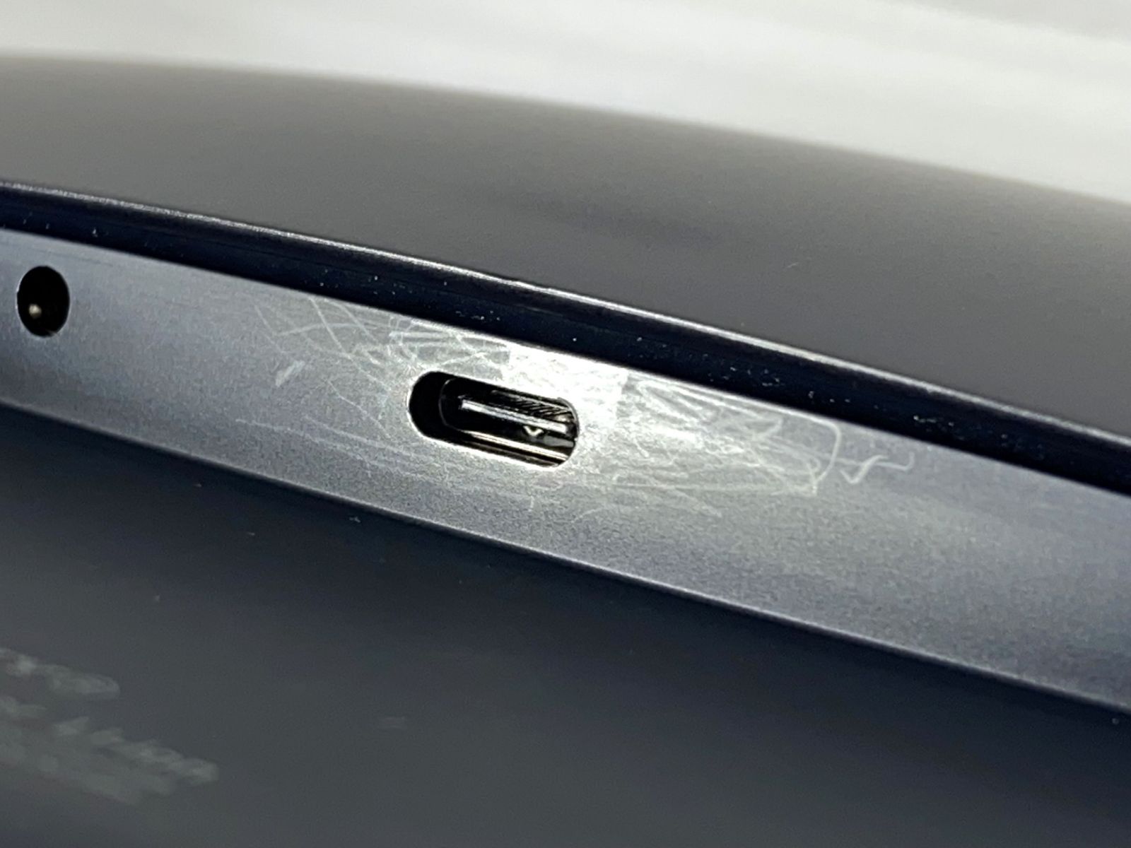 ミッドナイトブラック