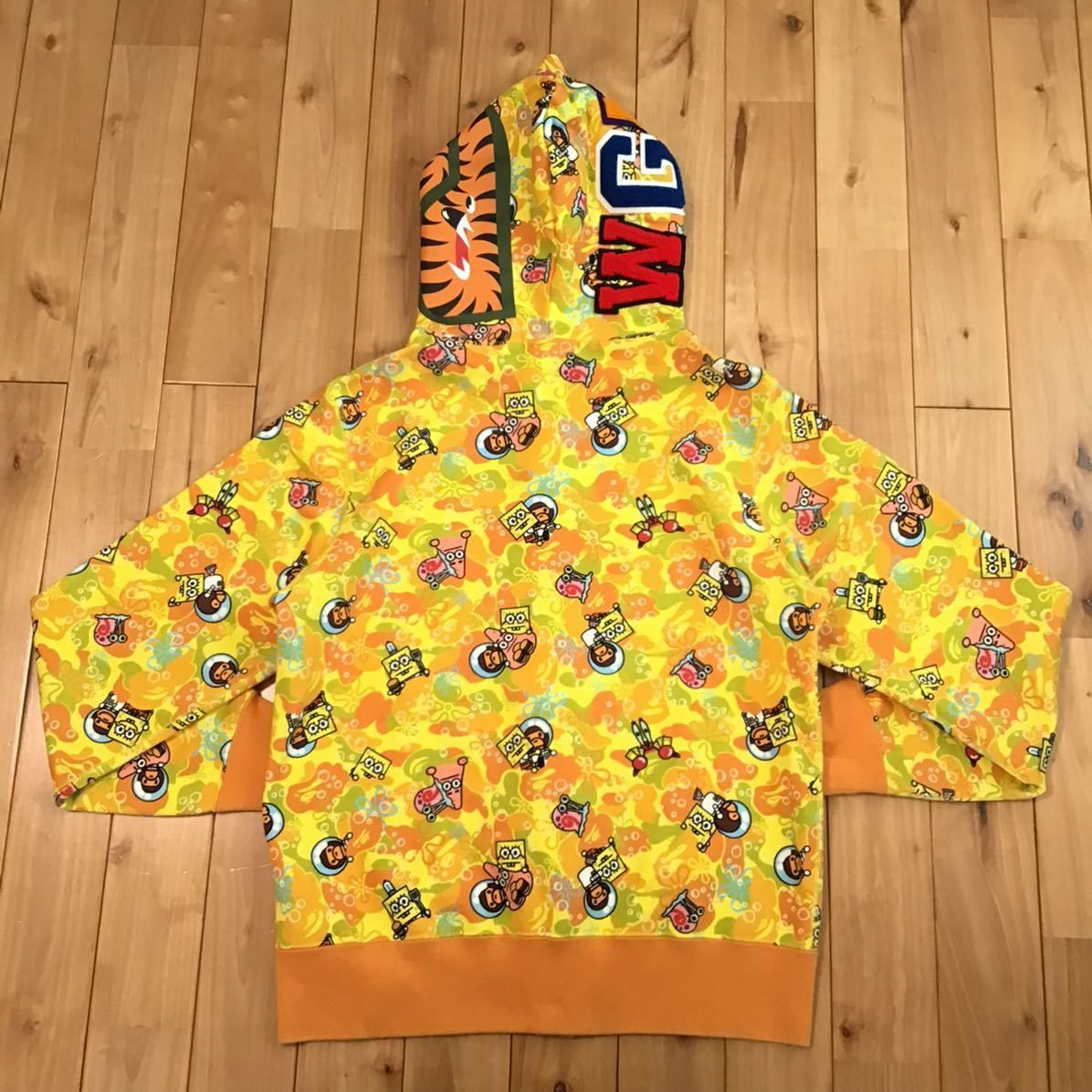 ★激レア★ スポンジボブ シャーク パーカー Lサイズ shark full zip hoodie SpongeBob a bathing ape BAPE エイプ ベイプ MILO マイロ