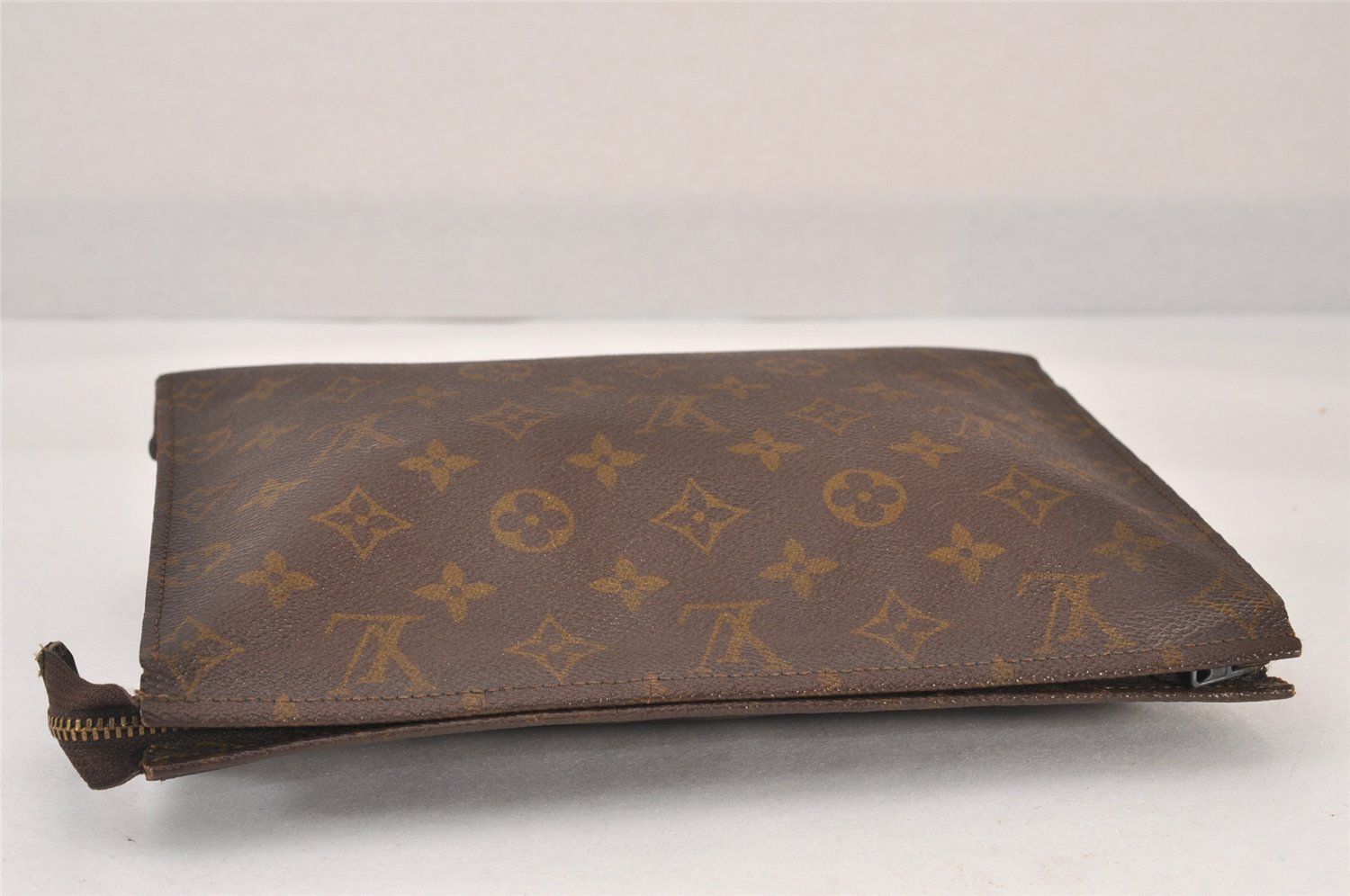 LOUIS VUITTON モノグラム ポーチ LOUIS VUITTON ルイヴィトン モノグラム ポッシュトワレ 26 化粧