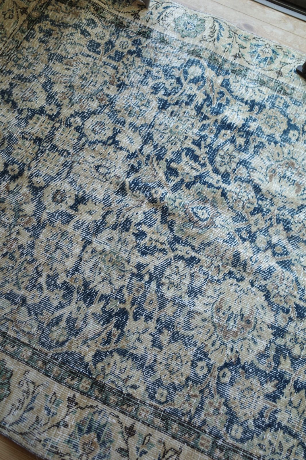 総柄フローラル