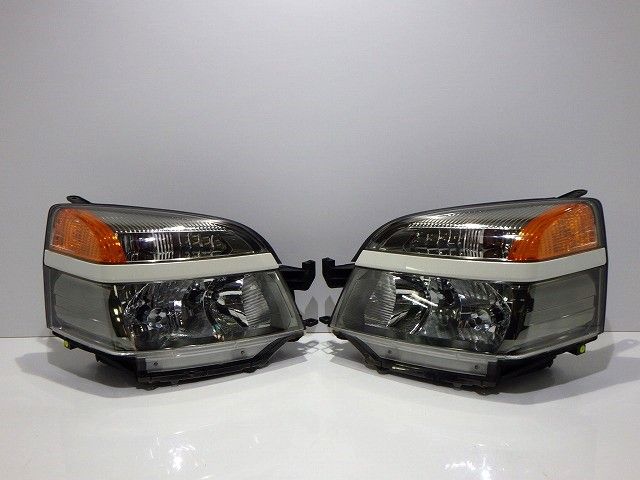 コーティング加工済 AZR60|65 ヴォクシー 前期 ヘッドライト左右 HID 28-154 B2 バラスト付 250418030