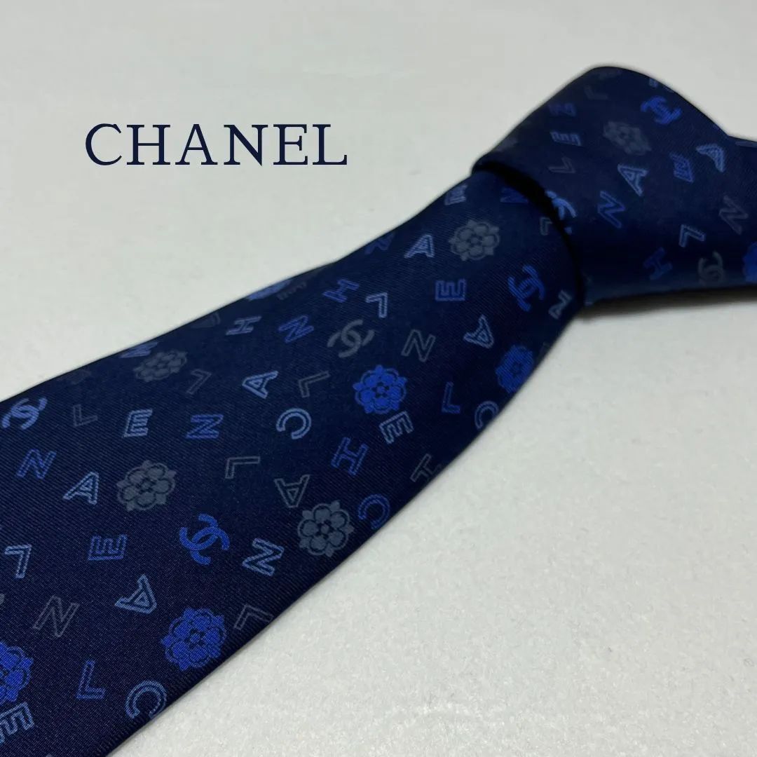 CHANEL シャネル ネクタイ ネイビー 花柄 ロゴ柄 - メルカリ