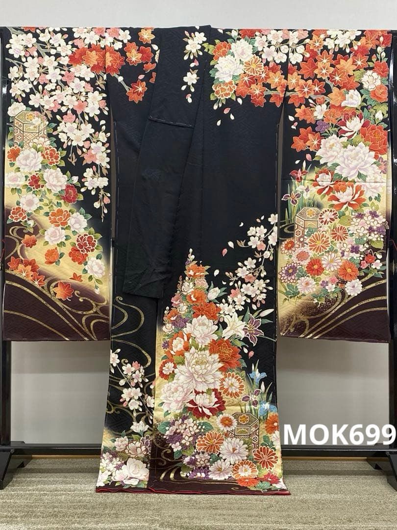 振袖 仮絵羽 舞台衣装 正絹 金彩 刺繍 紋意匠 牡丹 未仕立て品 八掛付き 振袖 仮絵羽 舞台衣装 正絹 刺繍 金彩 紋意匠 未仕立て品 八掛付き