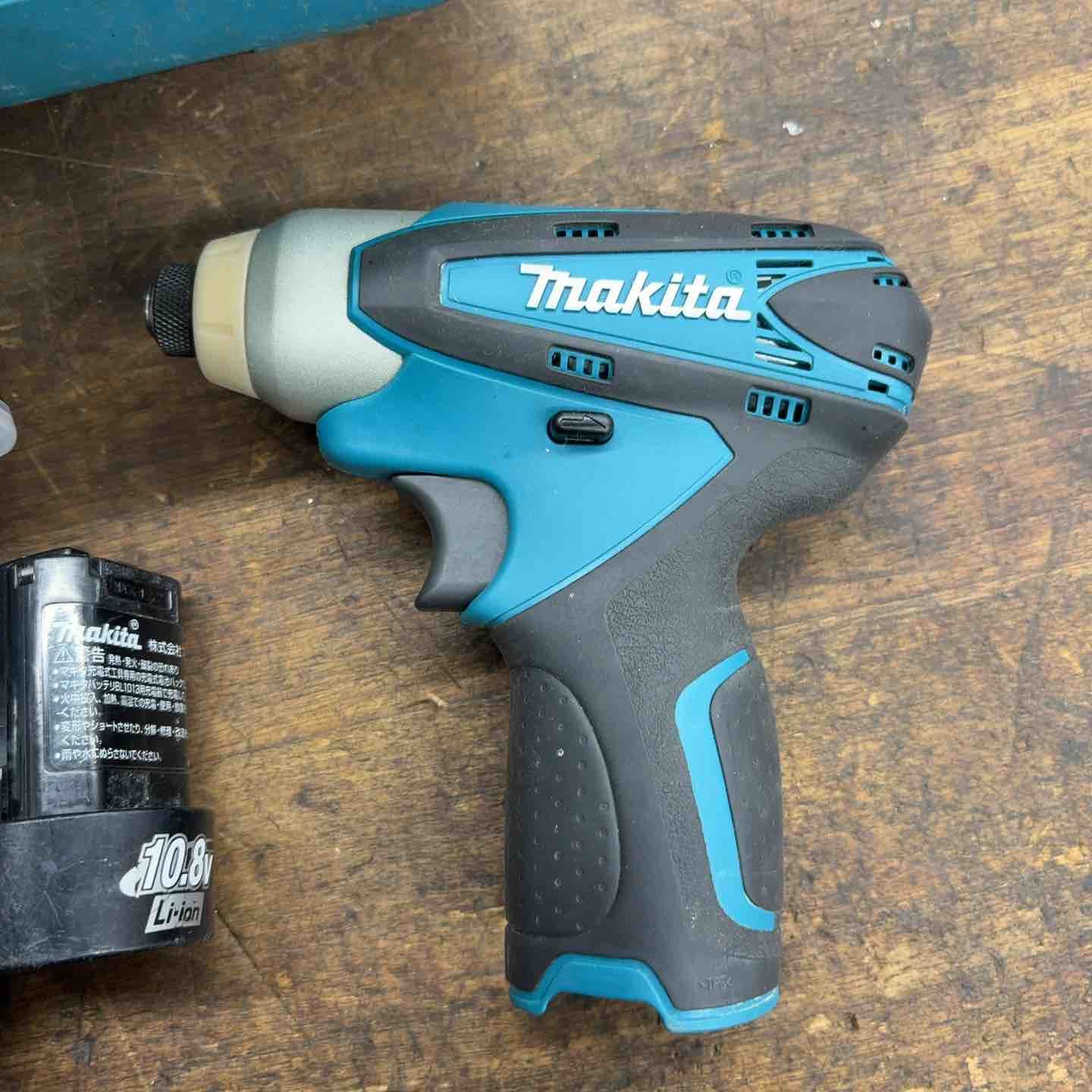 ☆マキタ(makita) コードレスインパクトドライバー TD090DWX八潮店 ☆マキタ(makita) コードレスインパクトドライバー TD090DWX八潮店