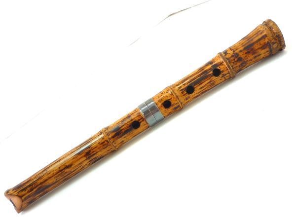 竹治銘 尺八 銀太巻 竹製 骨董 約42.5cm 歌口水牛 中継ぎ 内側漆