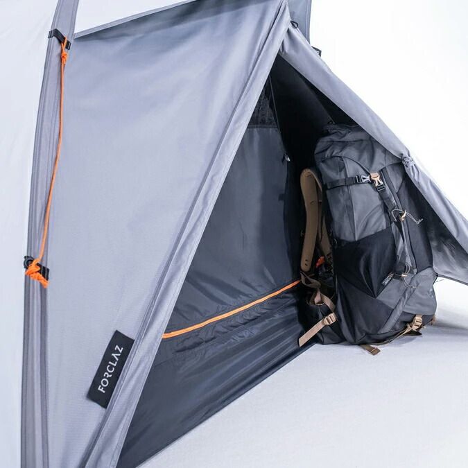 FORCLAZ (フォルクラ) キャンプ・トレッキング・登山用テント 3シーズン用 自立式 ドーム型 TREK 500