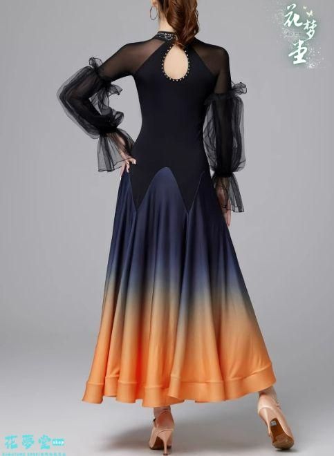 25年新作 新品未使用社交ダンスドレス ラテンドレス 競技 デモ用