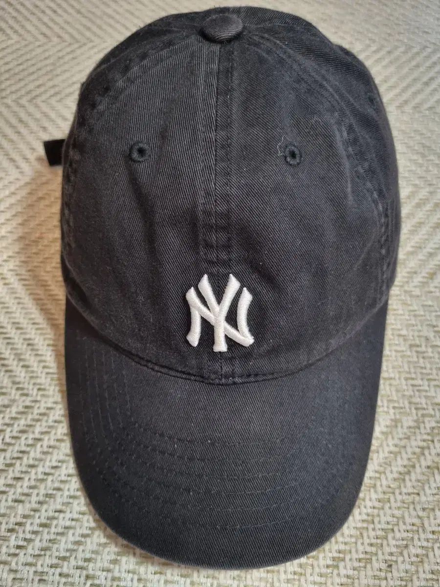 美品 MLB Korea NY ヤンキース キャップ エムエルビー 帽子 MLB MLB(エムエルビー) ニューヨーク ヤンキース ボールキャップ