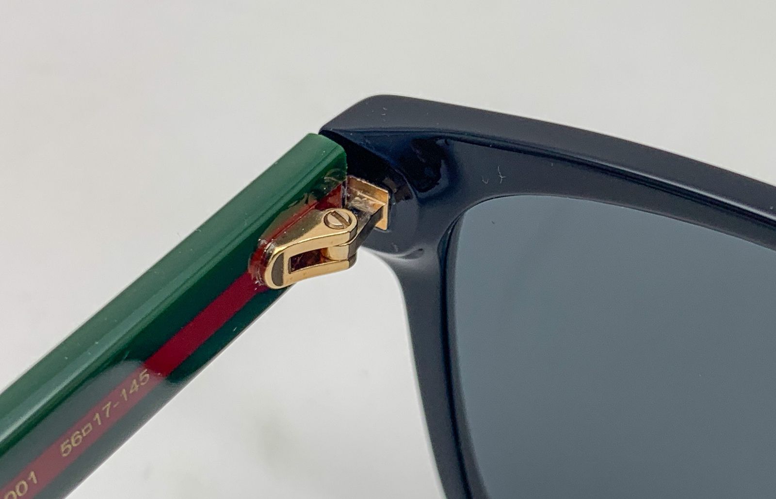 GUCCI グッチ 黒 ブラック シェリーライン サングラス GG0417SK 小物
