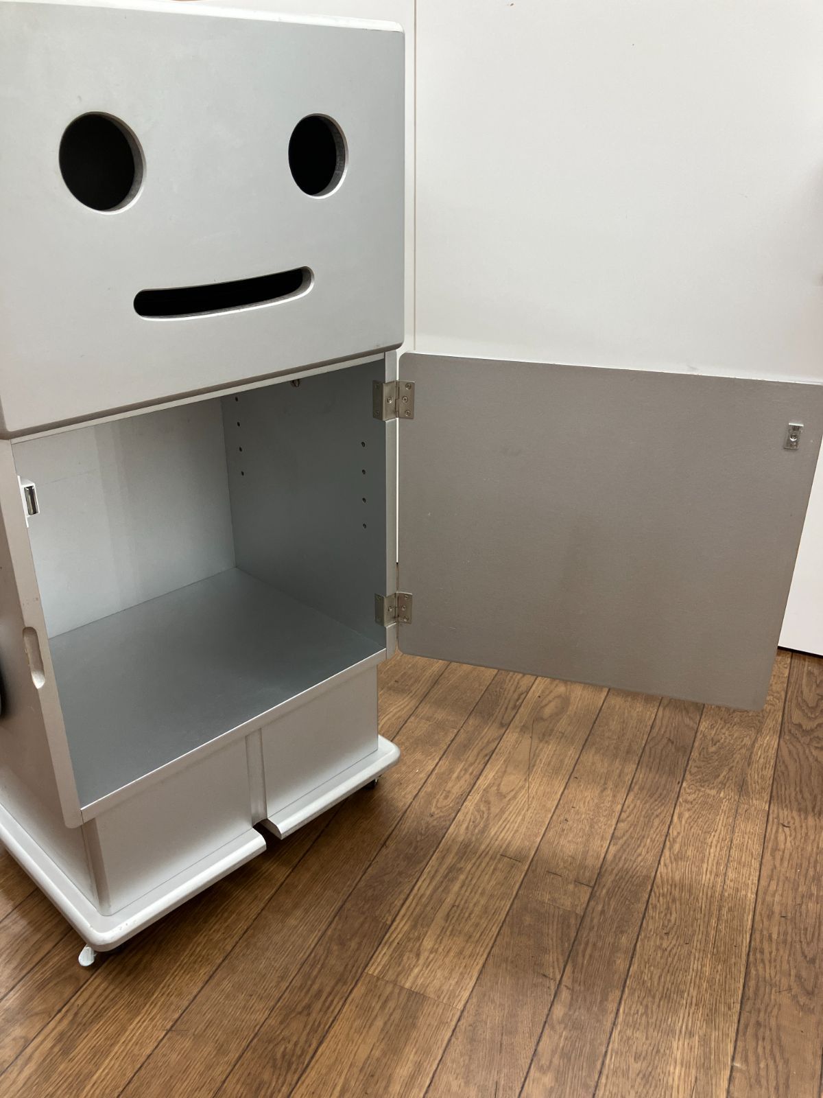 み 木製収納ロボ