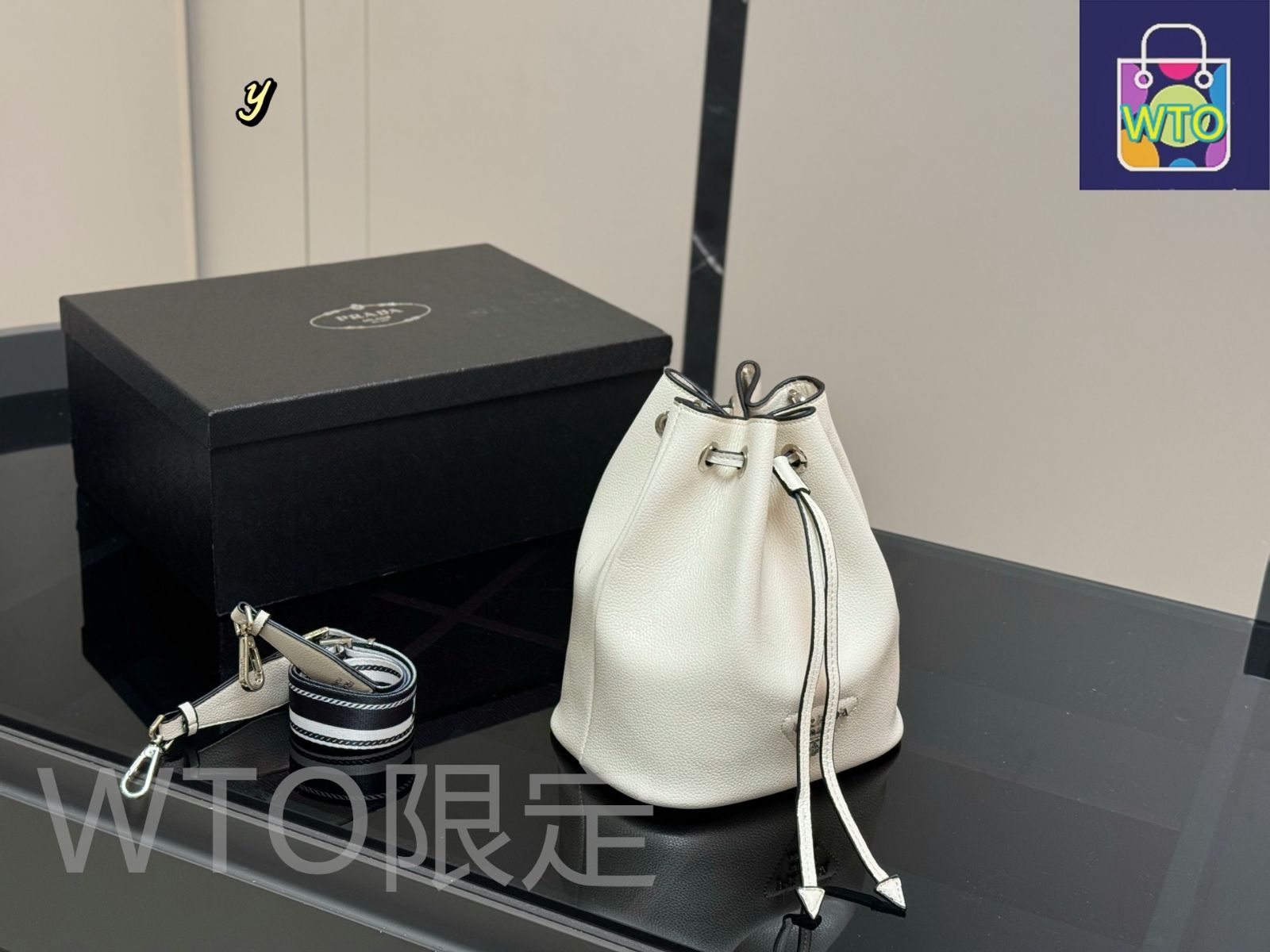 プラダ(お値下げ中) 今日特価】PRADA プラダ バッグ 送料無料 在庫限定セール価格