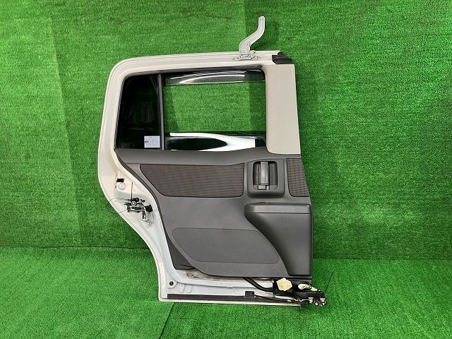 ラウム NCZ25 左リアドア Cパッケージ NEOエディション 4WD アサヒ  