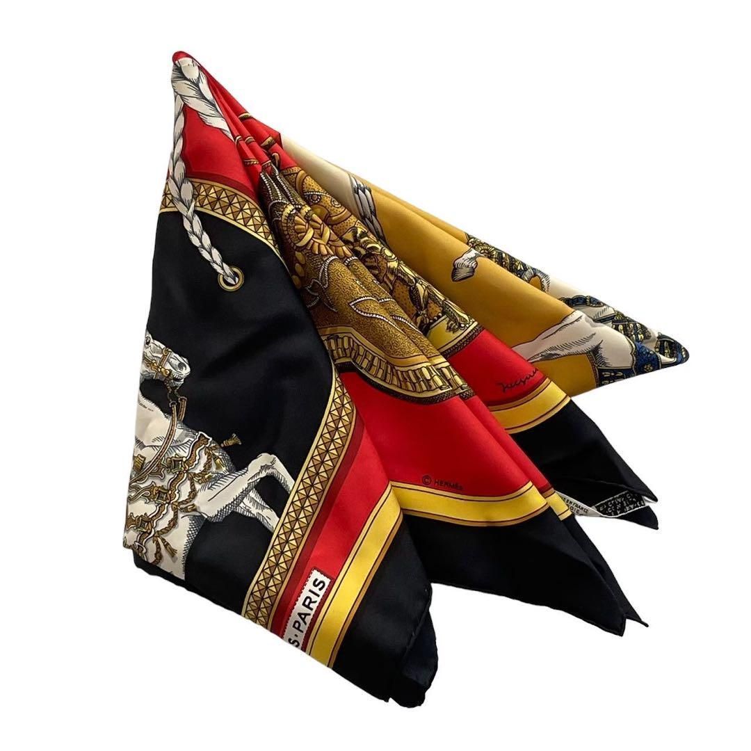 HERMES エルメス スカーフ 赤系 黒系 GRAND APPARAT カレ - メルカリ