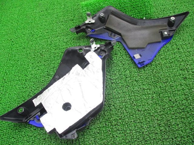 YZF-R1 サイドカウル 左右 青M 2CR ヤマハ 純正 中古 バイク 部品 RN32