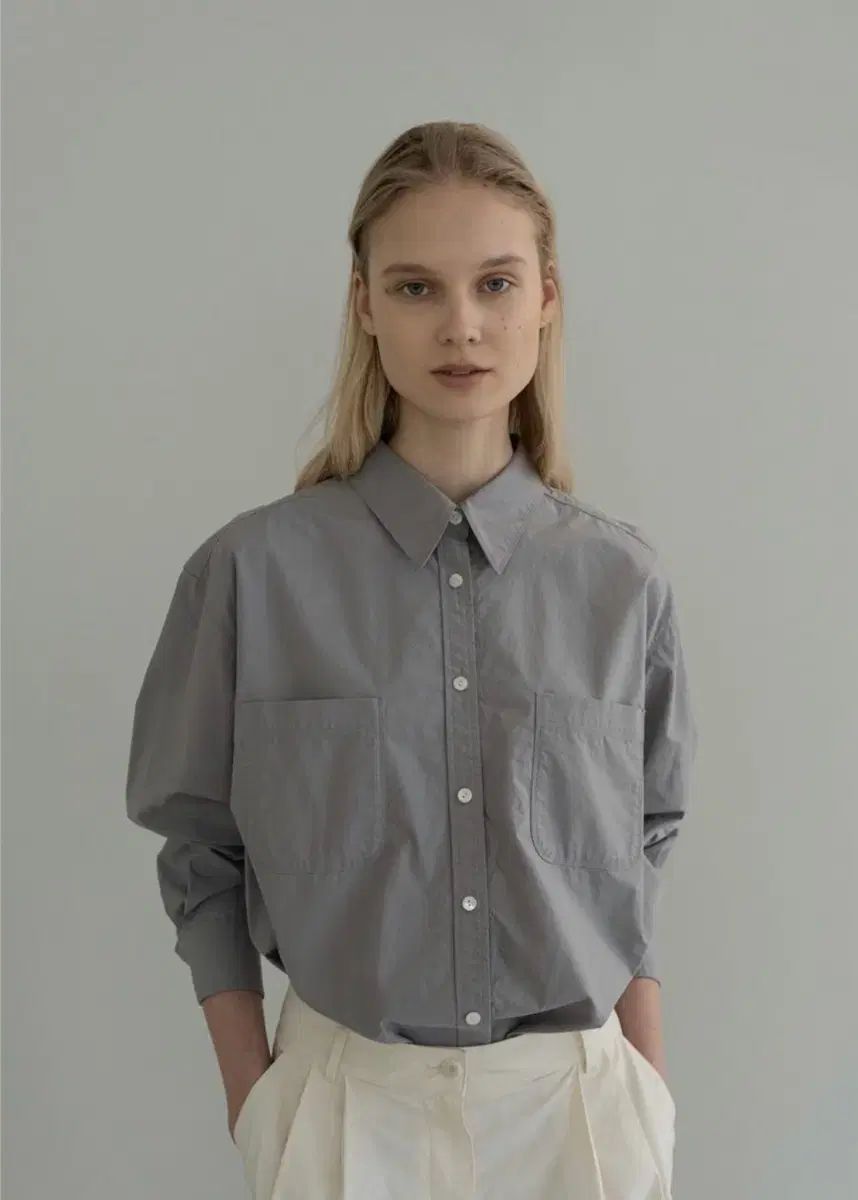 ナッシングリトゥン アウト ポケット ナチュラル シャツ ミッドナイトブルー